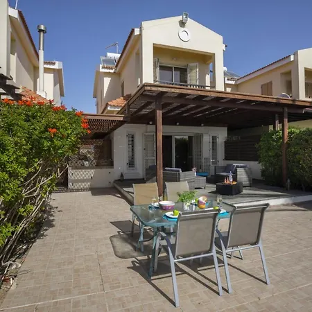 The Ultimate Guide To Renting Your Luxury 3 Bedroom On The Beach, Larnaca 1394 Villa *