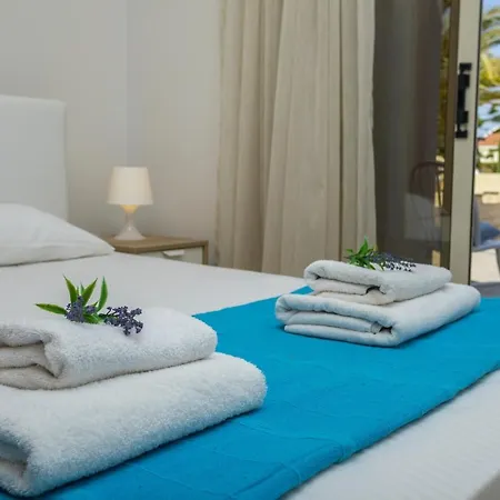 The Ultimate Guide To Renting Your Luxury 3 Bedroom On The Beach, Larnaca 1394