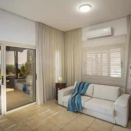 The Ultimate Guide To Renting Your Luxury 3 Bedroom On The Beach, Larnaca 1394 Villa *