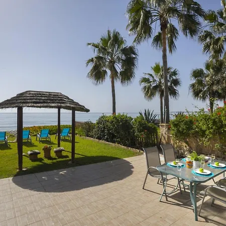 Villa The Ultimate Guide To Renting Your Luxury 3 Bedroom On The Beach, Larnaca 1394 *