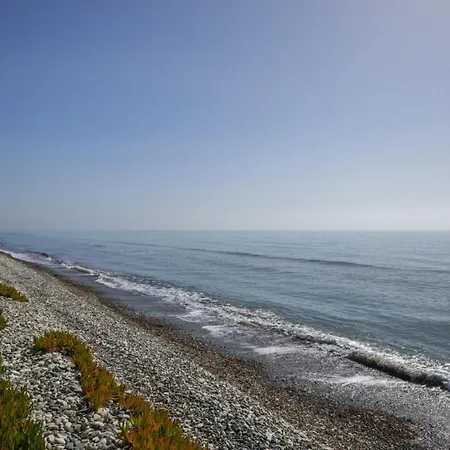 Villa The Ultimate Guide To Renting Your Luxury 3 Bedroom On The Beach, Larnaca 1394 *