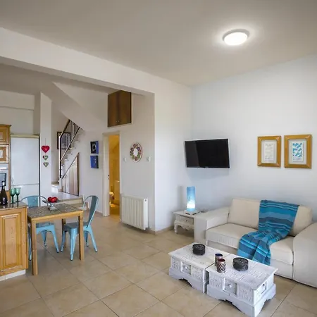 The Ultimate Guide To Renting Your Luxury 3 Bedroom On The Beach, Larnaca 1394 * Perivolia
